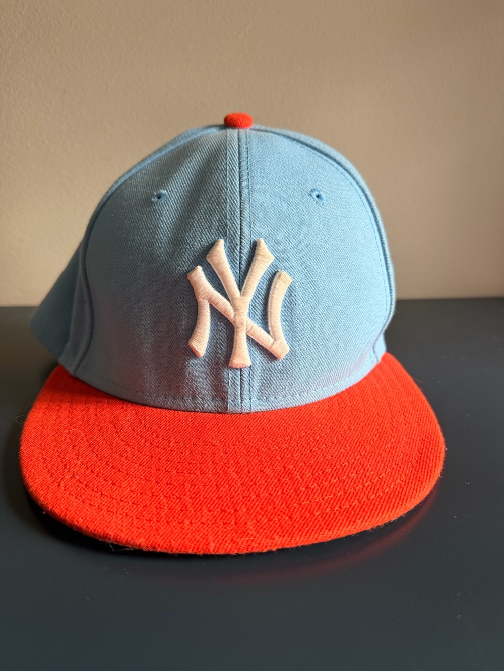 New York Yankees New Era 59FIFTY Fitted Cap - Powdered Blue & Orange